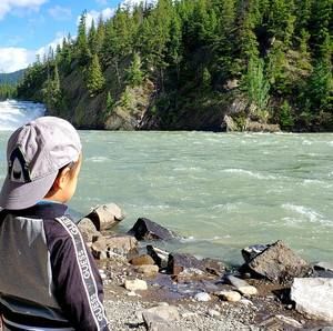 Meet your Posher, Charmilain